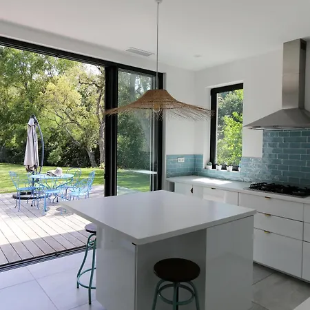 Beautiful Gigaro St Tropez 9 People Villa *